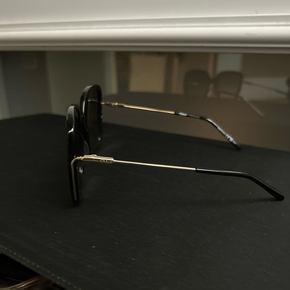 Chloé sunglasse oversize black frame with gold branch - Picture 4 of 4
